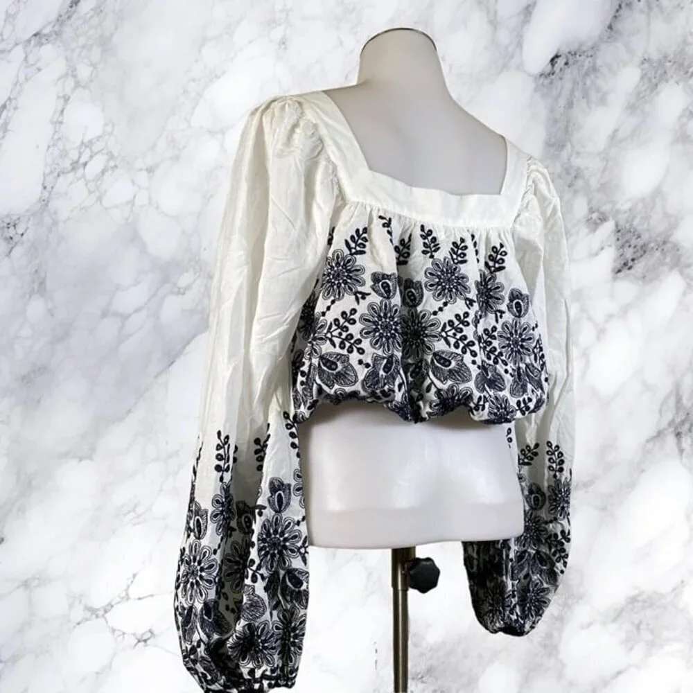 Tularosa Mae Crop Top - White/Blue